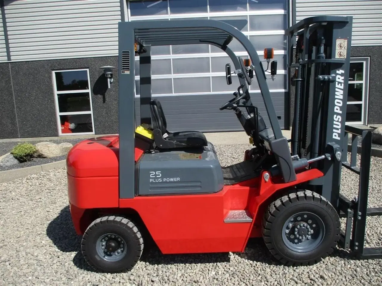 Billede 6 - PlusPower 25 2500kg truck, med hydraulisk sideskift