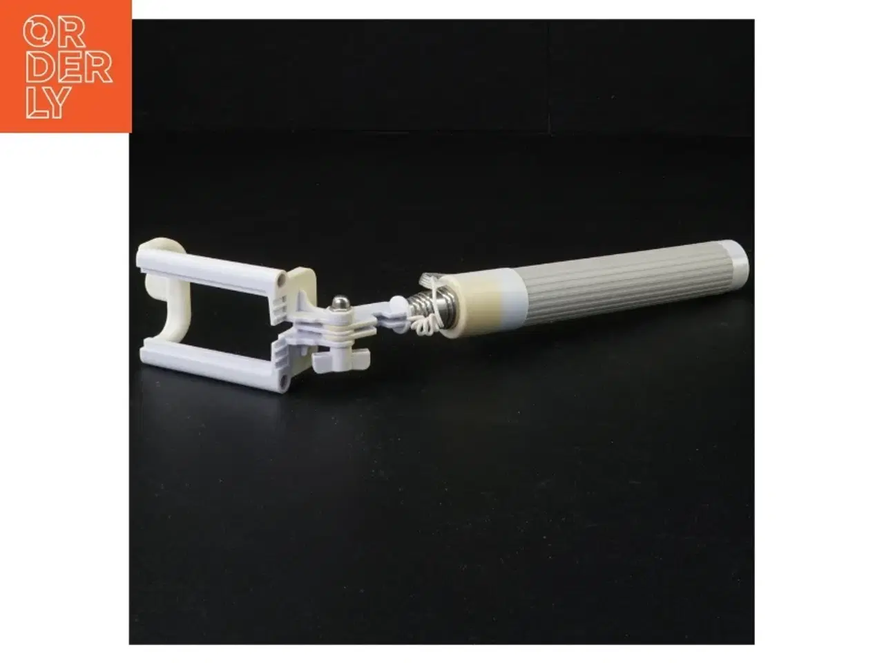 Billede 1 - Selfie-stick med kabel (str. 29 cm til 87 cm)