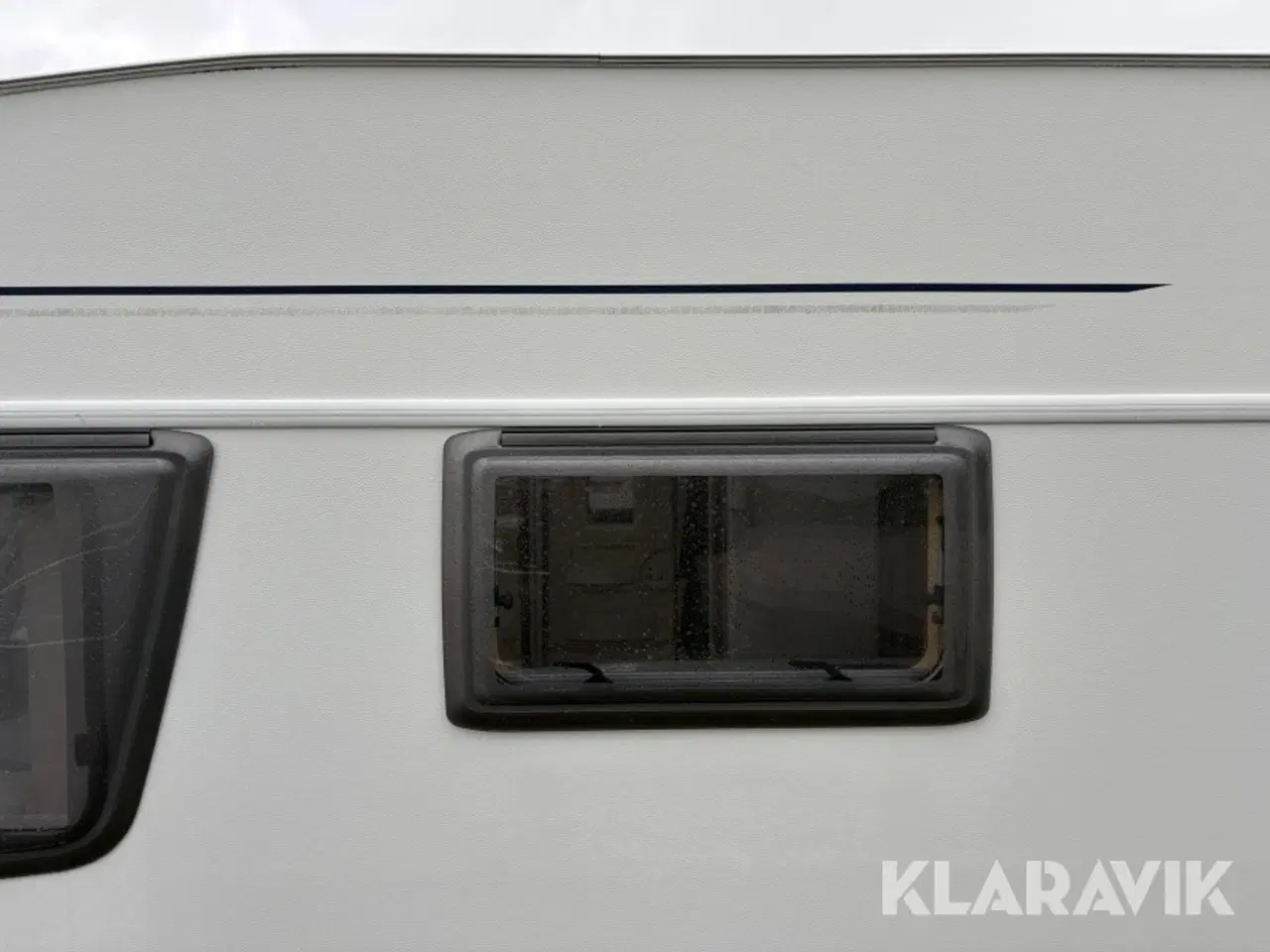 Billede 10 - Campingvogn LMC Ambassador med fortelt