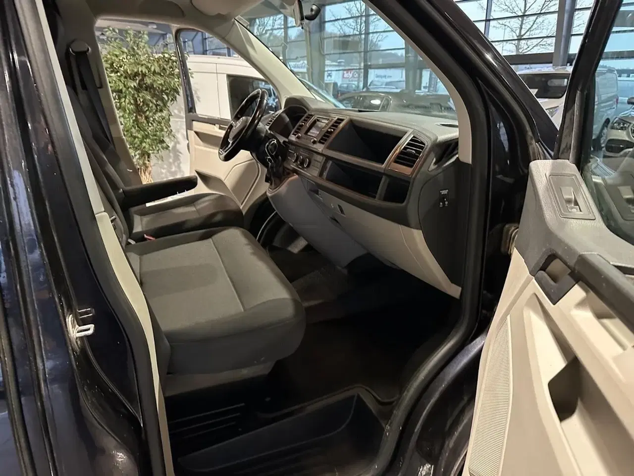 Billede 3 - VW Transporter 2,0 TDi 180 Kassevogn DSG lang