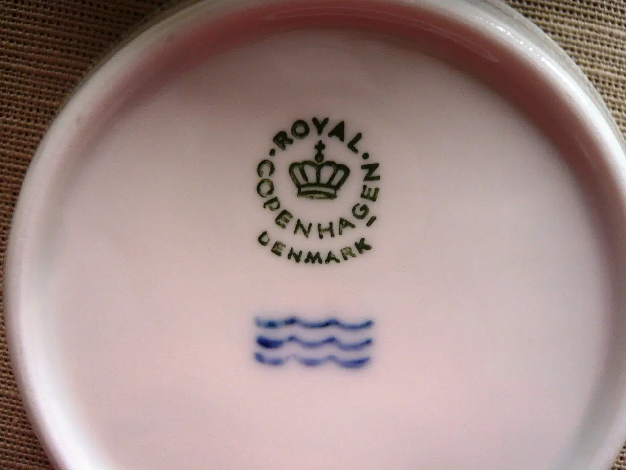 Billede 3 - Kvindeligt Flyvekorps Royal Copenhagen smørasieter