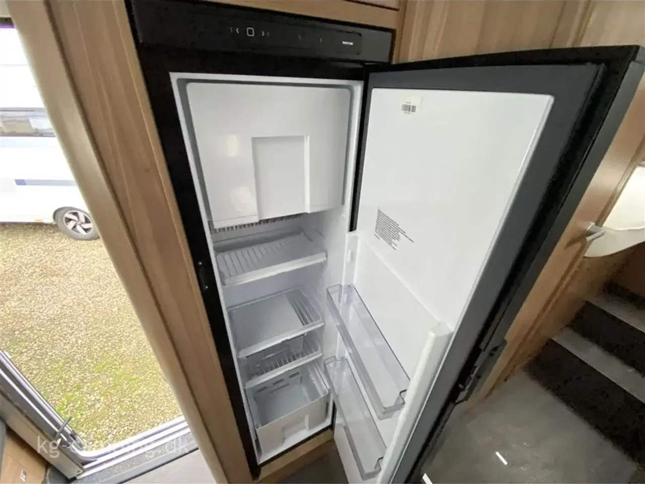 Billede 14 - 2022 - Adria Coral XL Plus A670 SL   Adria Coral PLUS 670 SL XL med Alkove - automatgear.