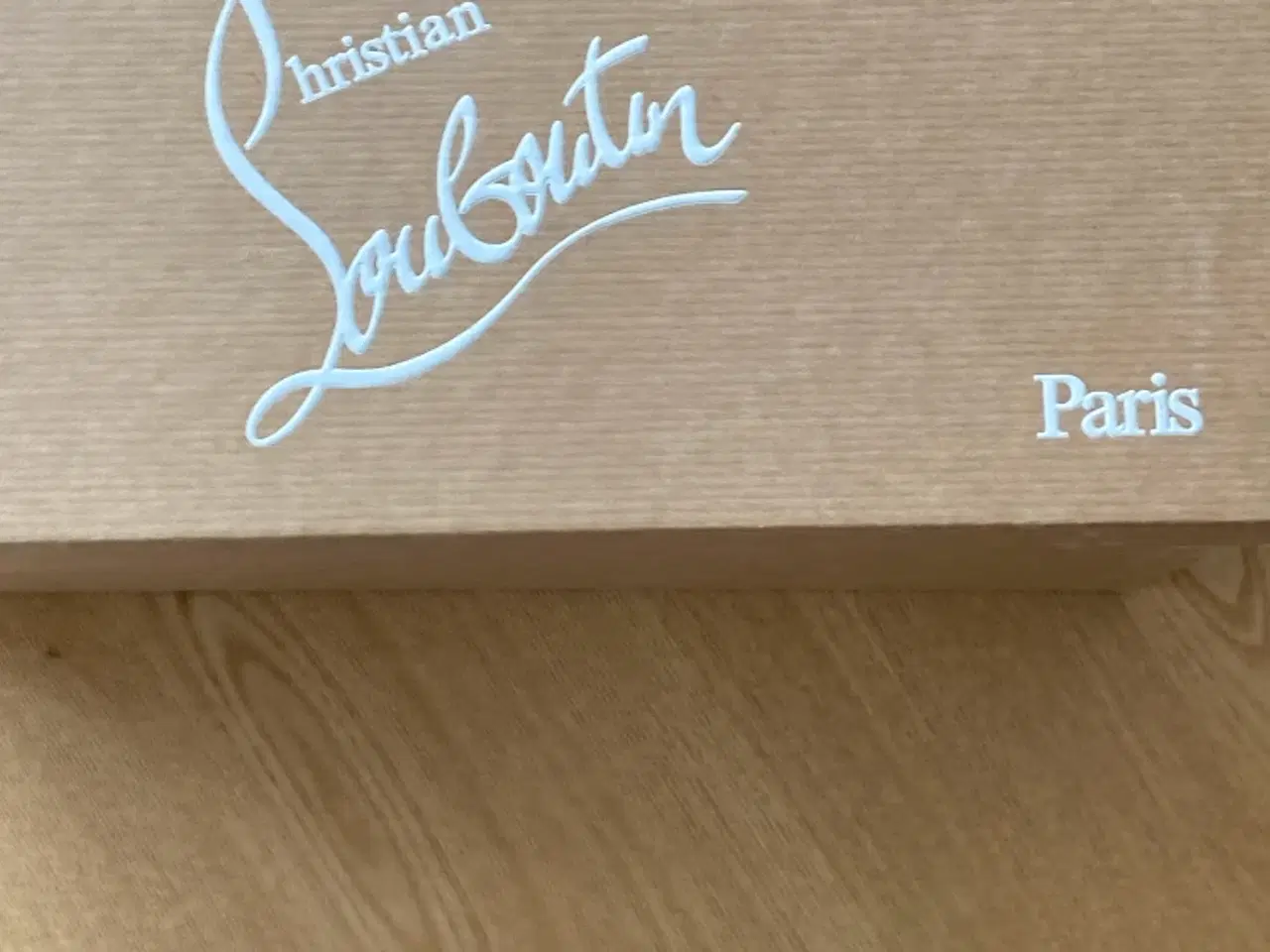 Billede 1 - Hurtigt tilbud Christian louboutin sandaler st 40