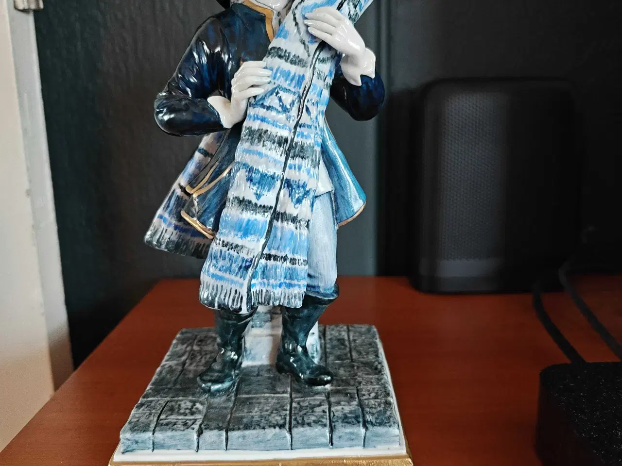 Billede 1 - Porcelænsfigur Fabriz Tæppehandler