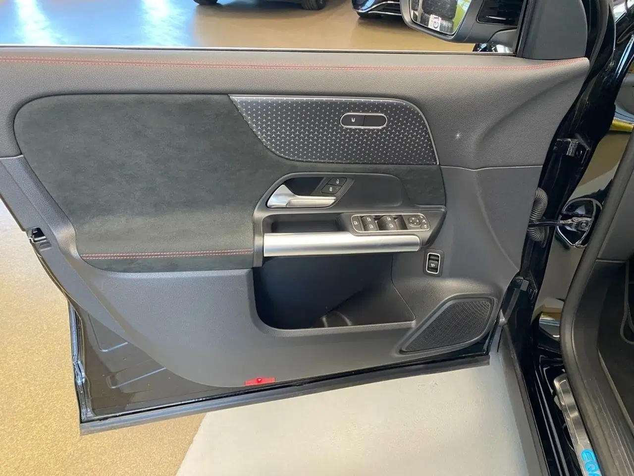 Billede 9 - Mercedes EQA350  AMG Line 4Matic