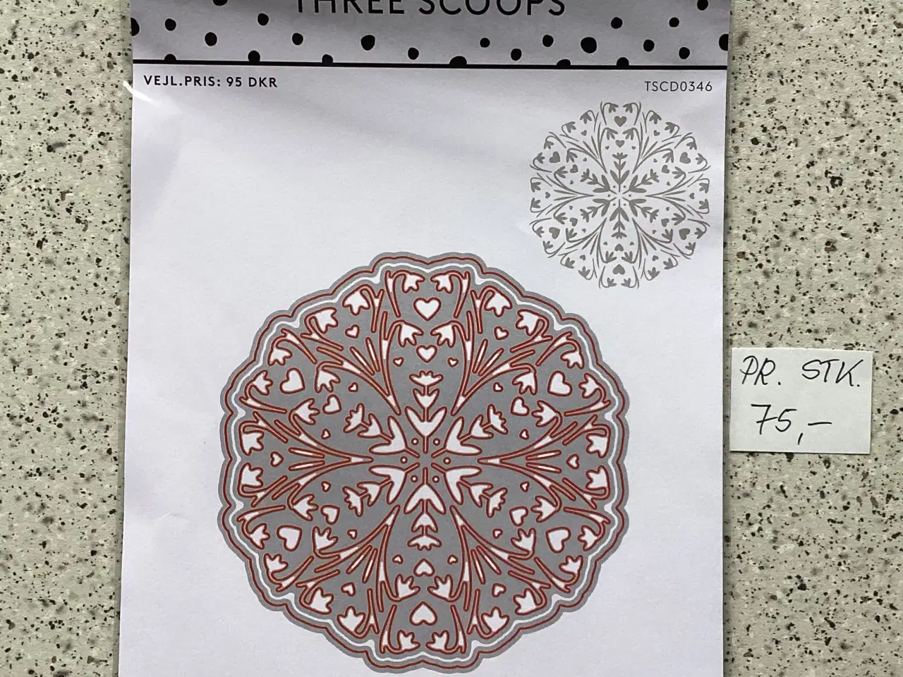 Billede 4 - Scrapbook dies, forskellige sæt, punch mm.  Fra