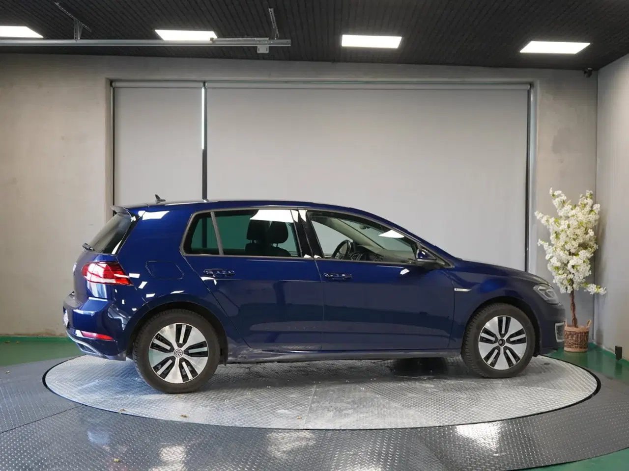 Billede 6 - VW e-Golf 100 kW – 2020 – Elbil med alt i udstyr!