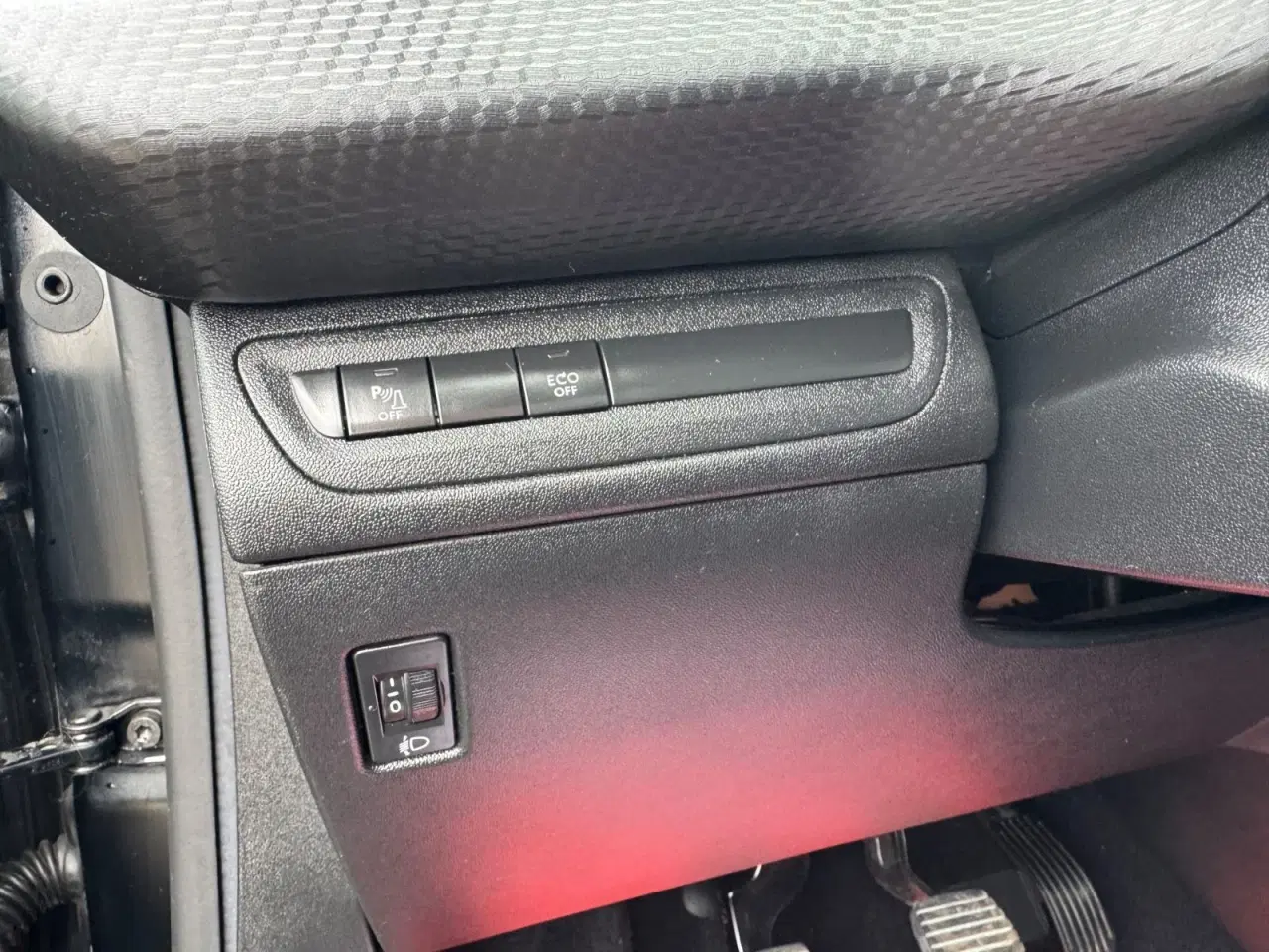 Billede 14 - Peugeot 208 1,2 PureTech 82 Allure Sky