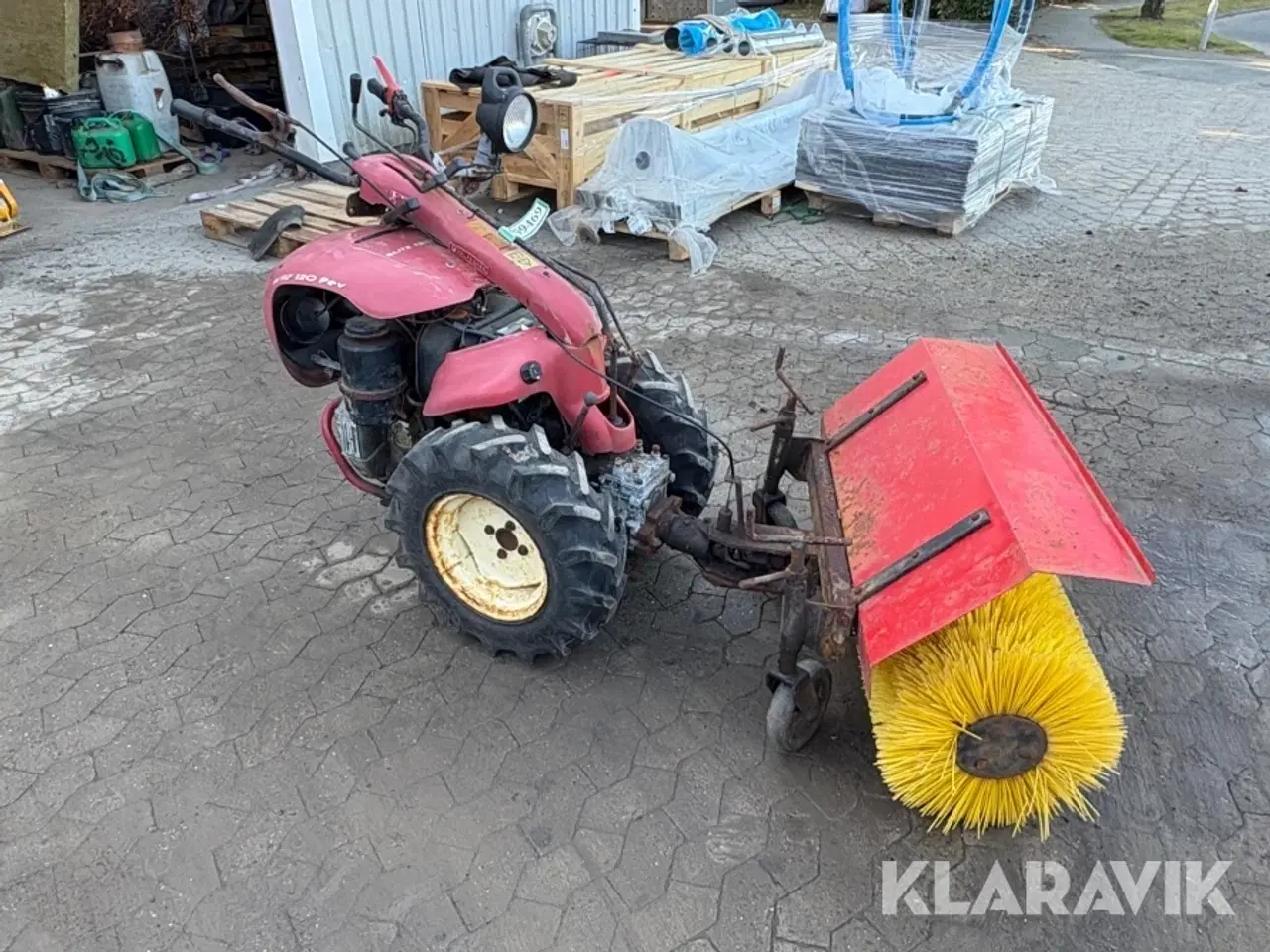 Billede 4 - Redskabsbærer Valpadana Blitz 120 REV med kost