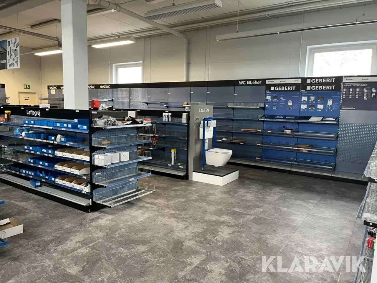 Billede 1 - Værksteds/butik inventar