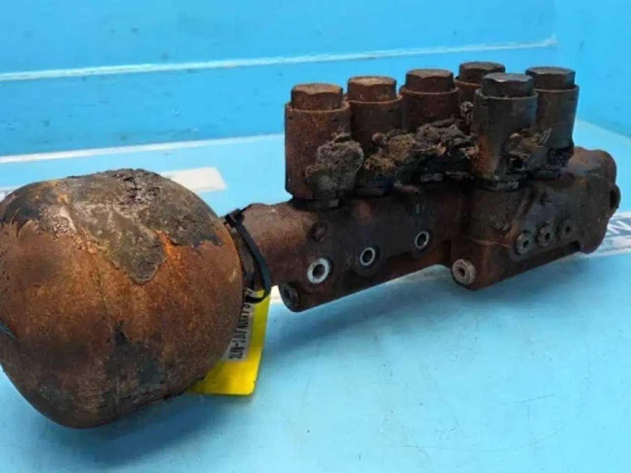 Billede 7 - Claas Axion 810 Hydraulikventil 0011450030