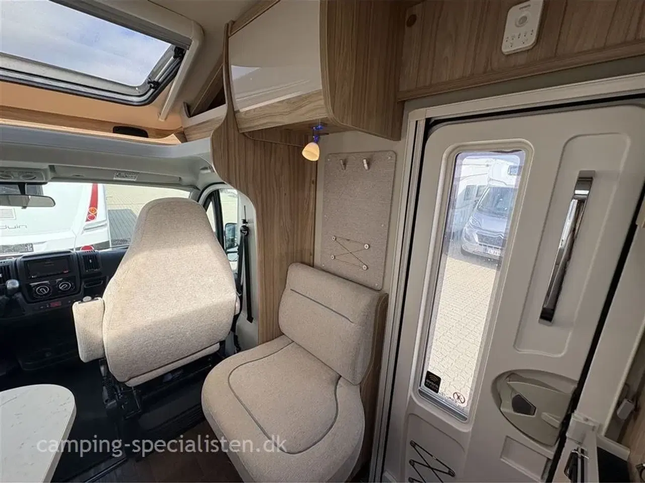 Billede 8 - 2018 - Hymer Tramp CL 698   Hymer Tramp CL 698 2018 - Se den nu hos Camping-Specialisten.dk