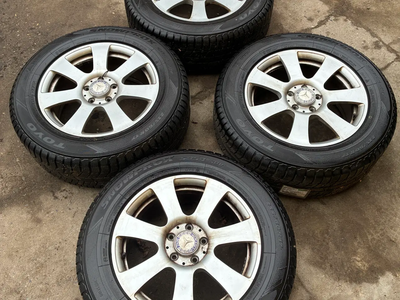Billede 1 - Originale Mercedes alufælge med gode vinterdæk
