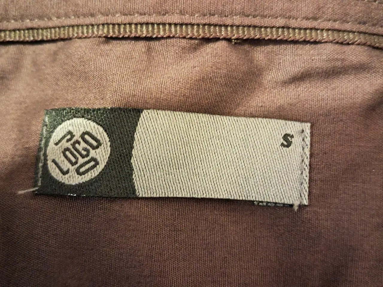 Billede 5 - Logo str. S skjorte