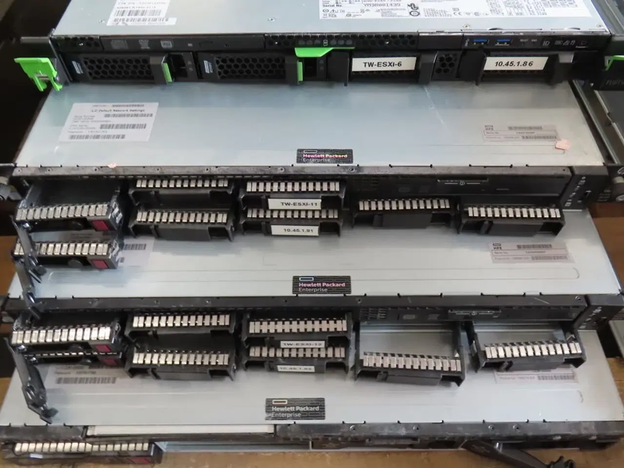 Billede 6 - 4 stk. Servere HP / FUJITSU (Forsendelse ikke muligt)