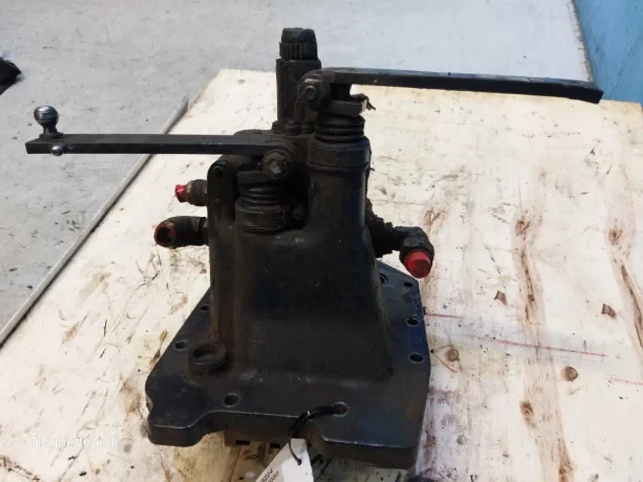 Billede 8 - Valmet 8050 Dæksel Transmission 33678500