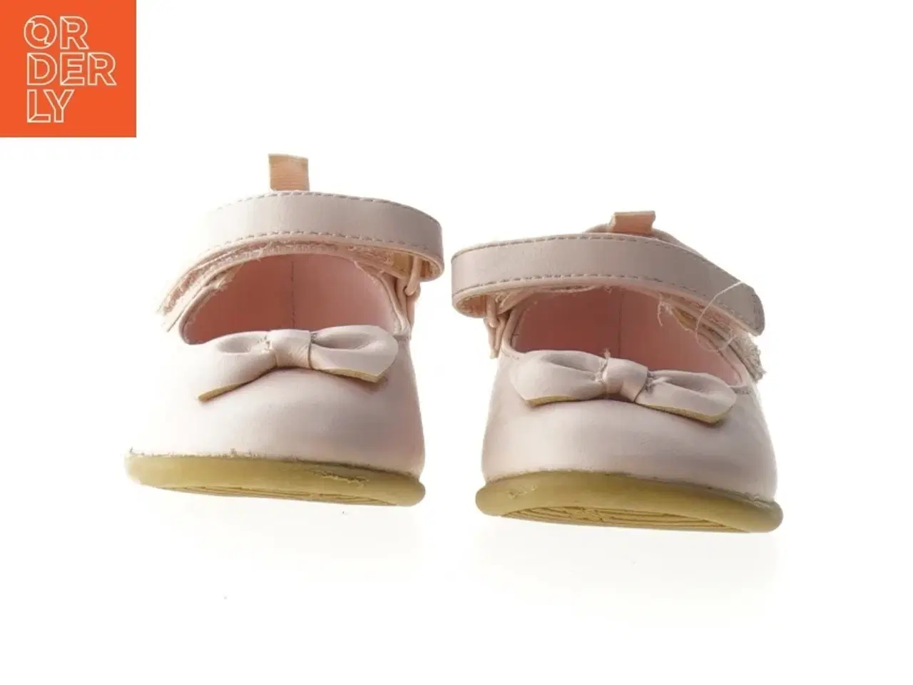 Billede 4 - Rosa babypigesko med sløjfe fra H&M (str. 20-21 )