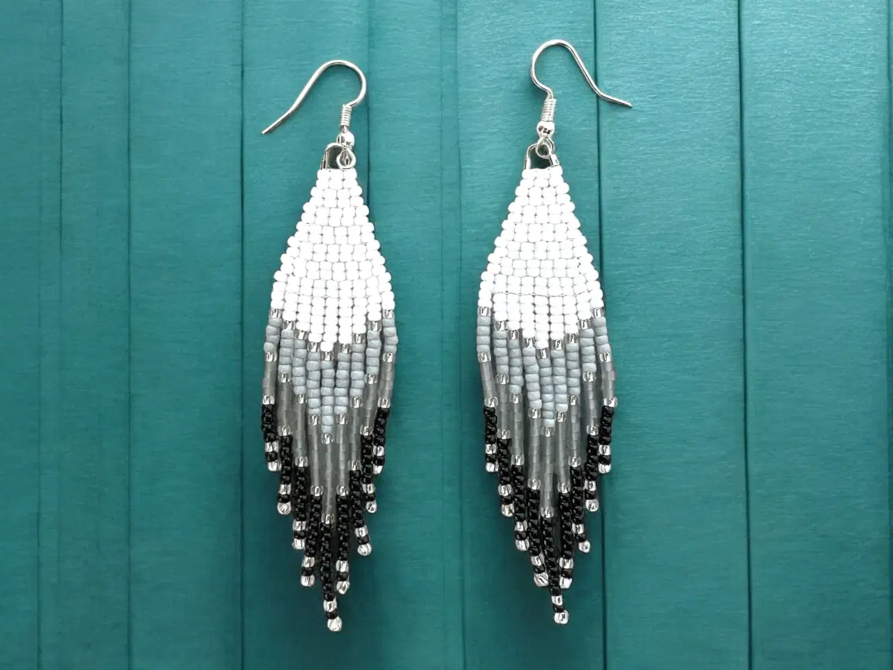 Billede 2 - Grønlandske øreringe, håndlavede 