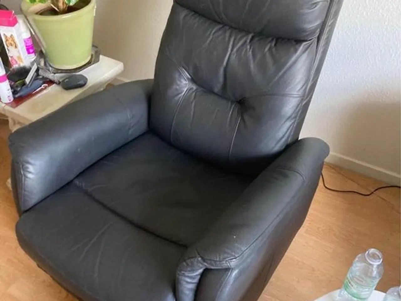 Billede 5 - Læder sofa og stol