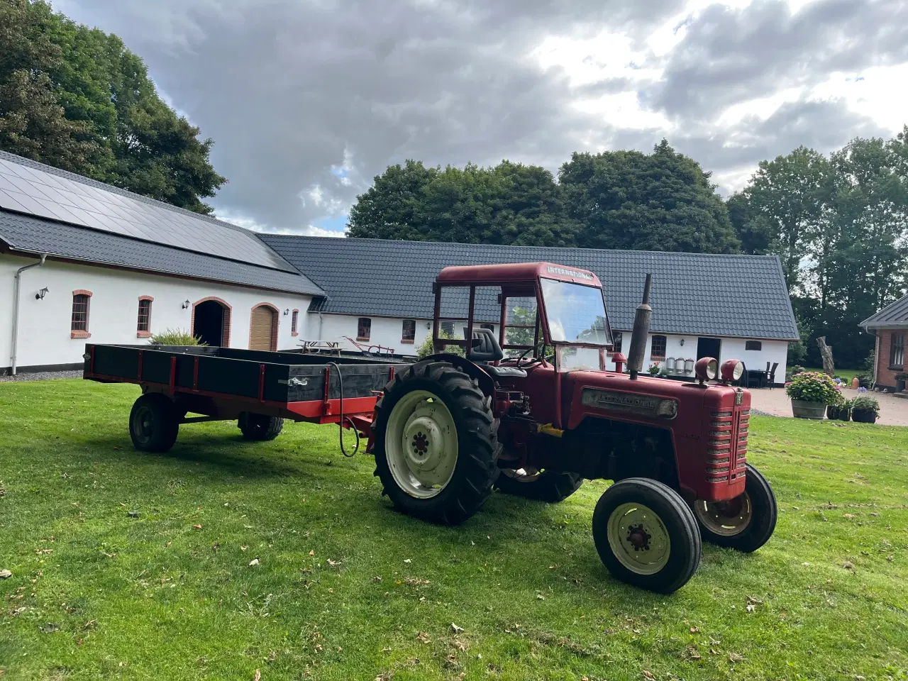 Billede 2 - Traktor med tipvogn