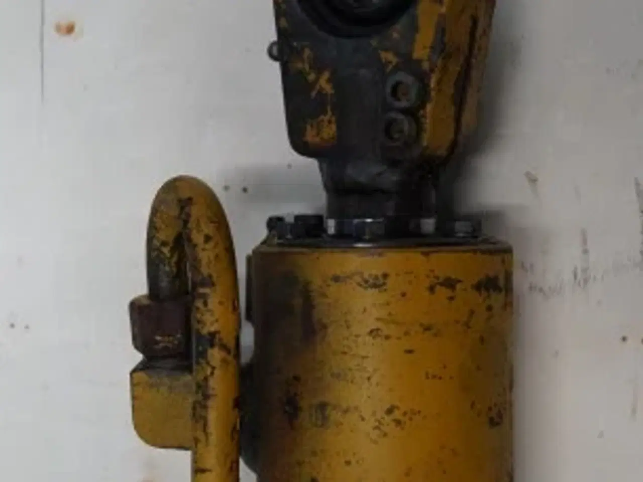 Billede 9 - Hydrema 807 Styrecylinder 330325