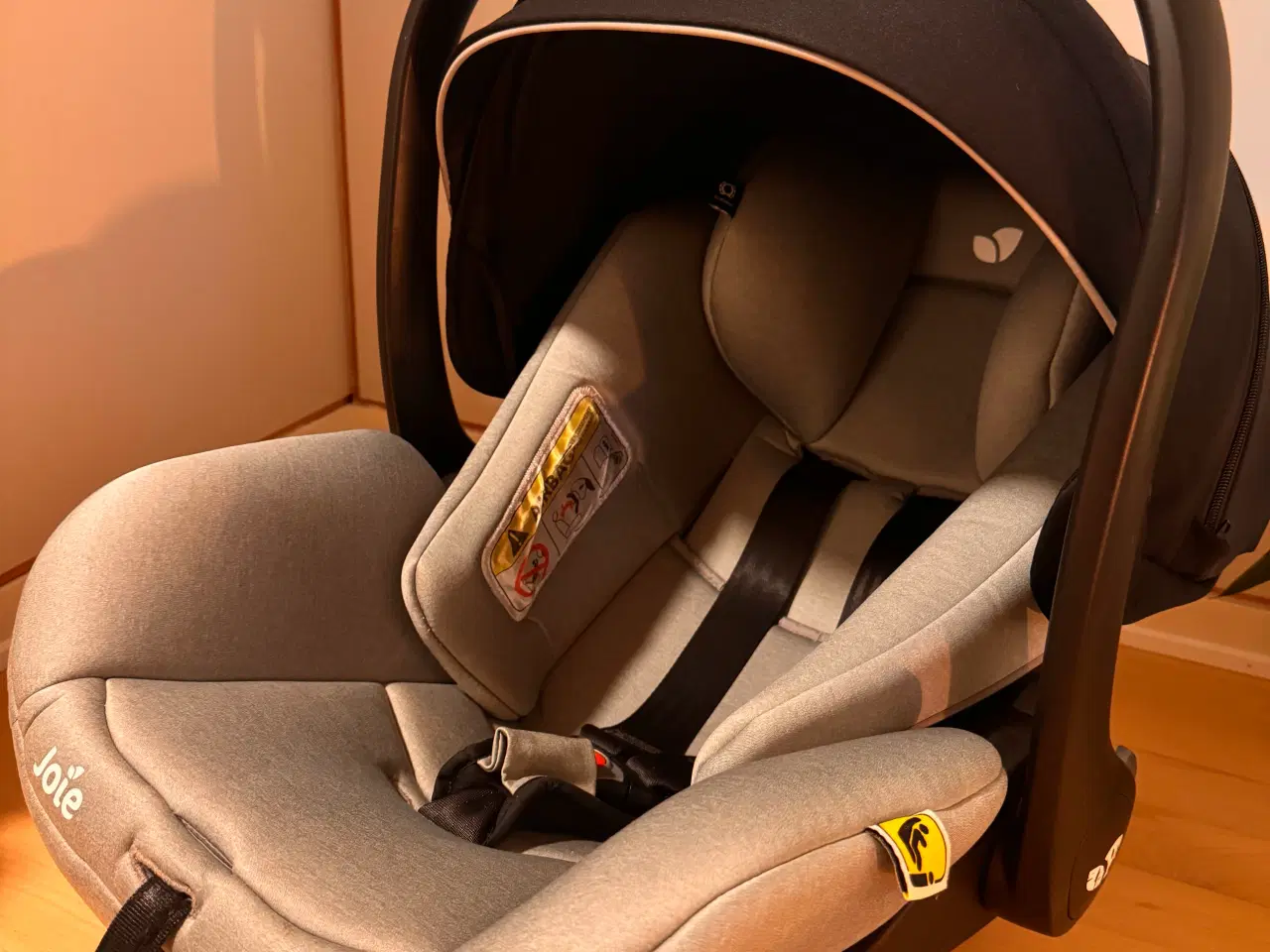Billede 1 - Joie autostol – brugt som ny • Hurtig handel