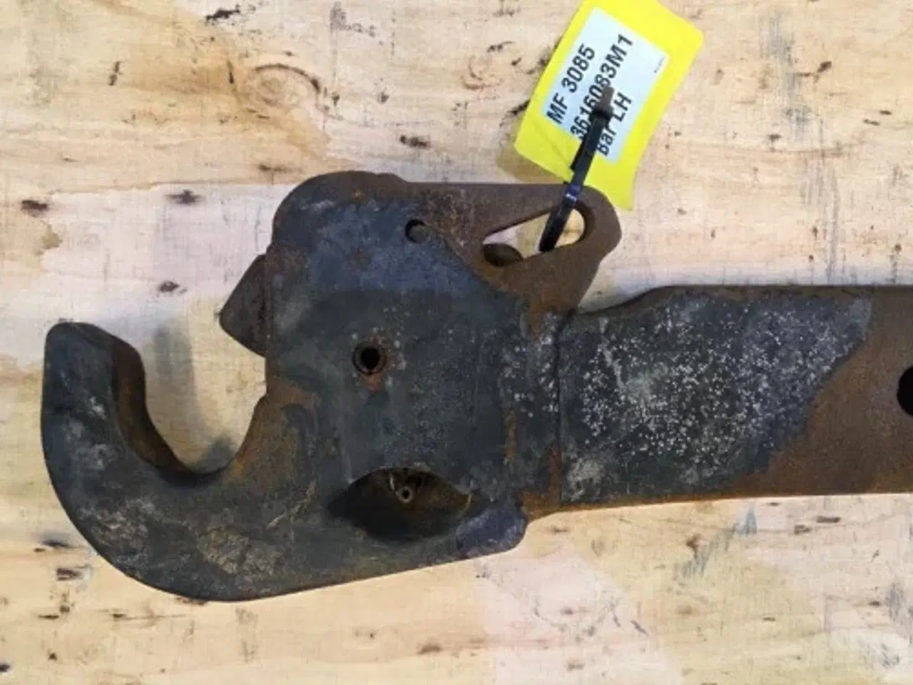 Billede 4 - Massey Ferguson 3085 Liftarm L. 3616083M1