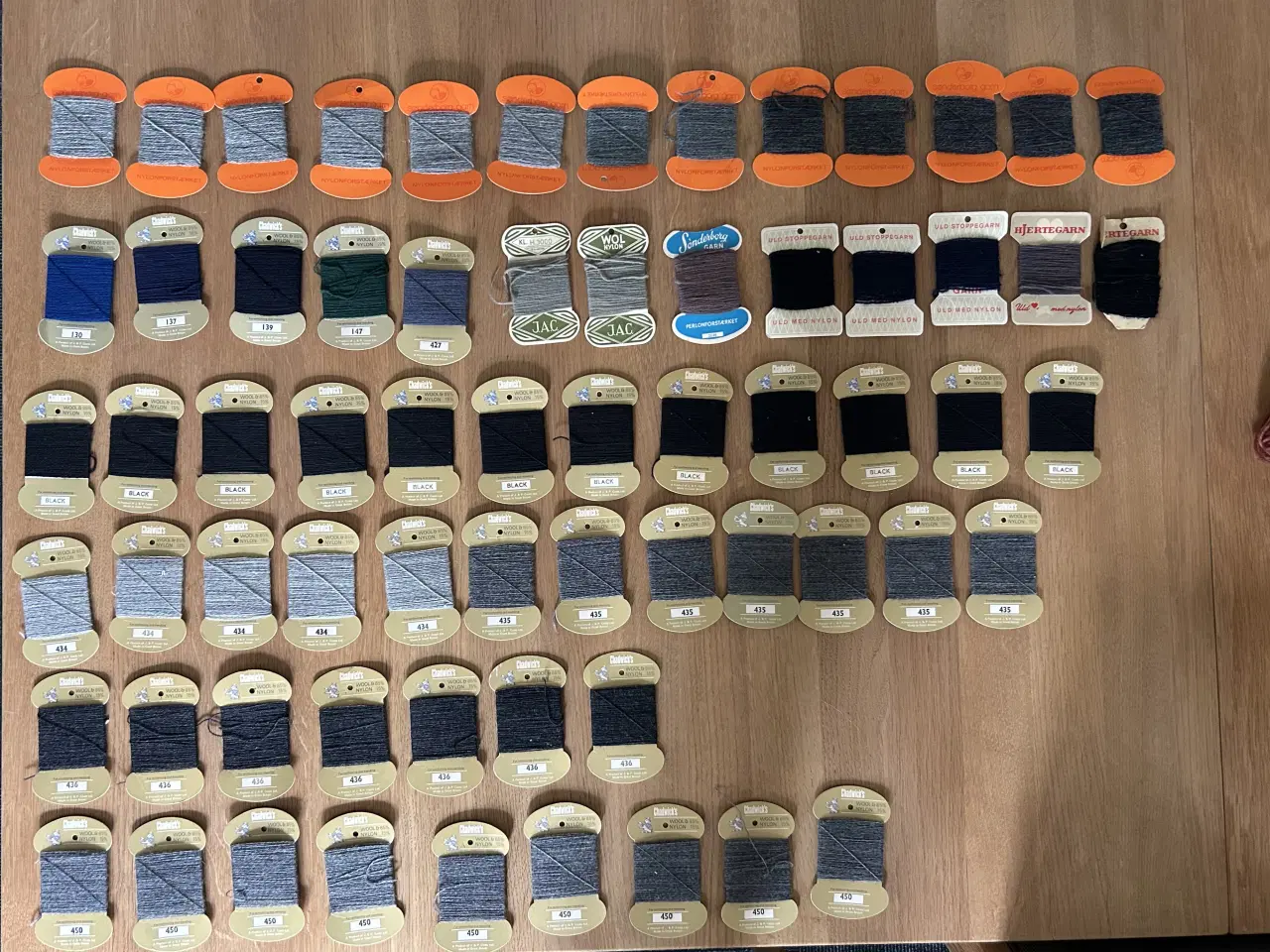 Billede 1 - Stoppegarner fra bl.a. Sønderborg Garn. 