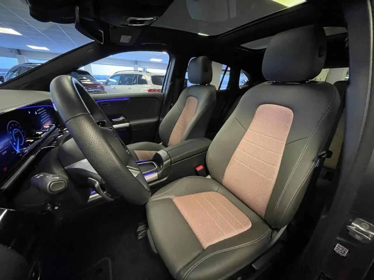 Billede 10 - Mercedes EQB250+ Electric Art