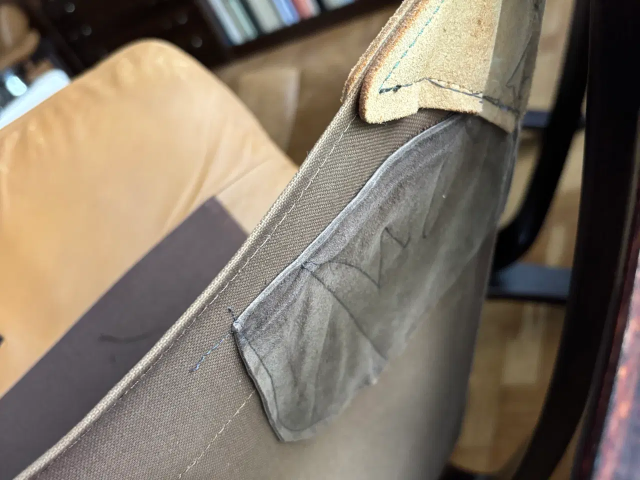 Billede 6 - 2 lænestole i tidsløst læderdesign med patina