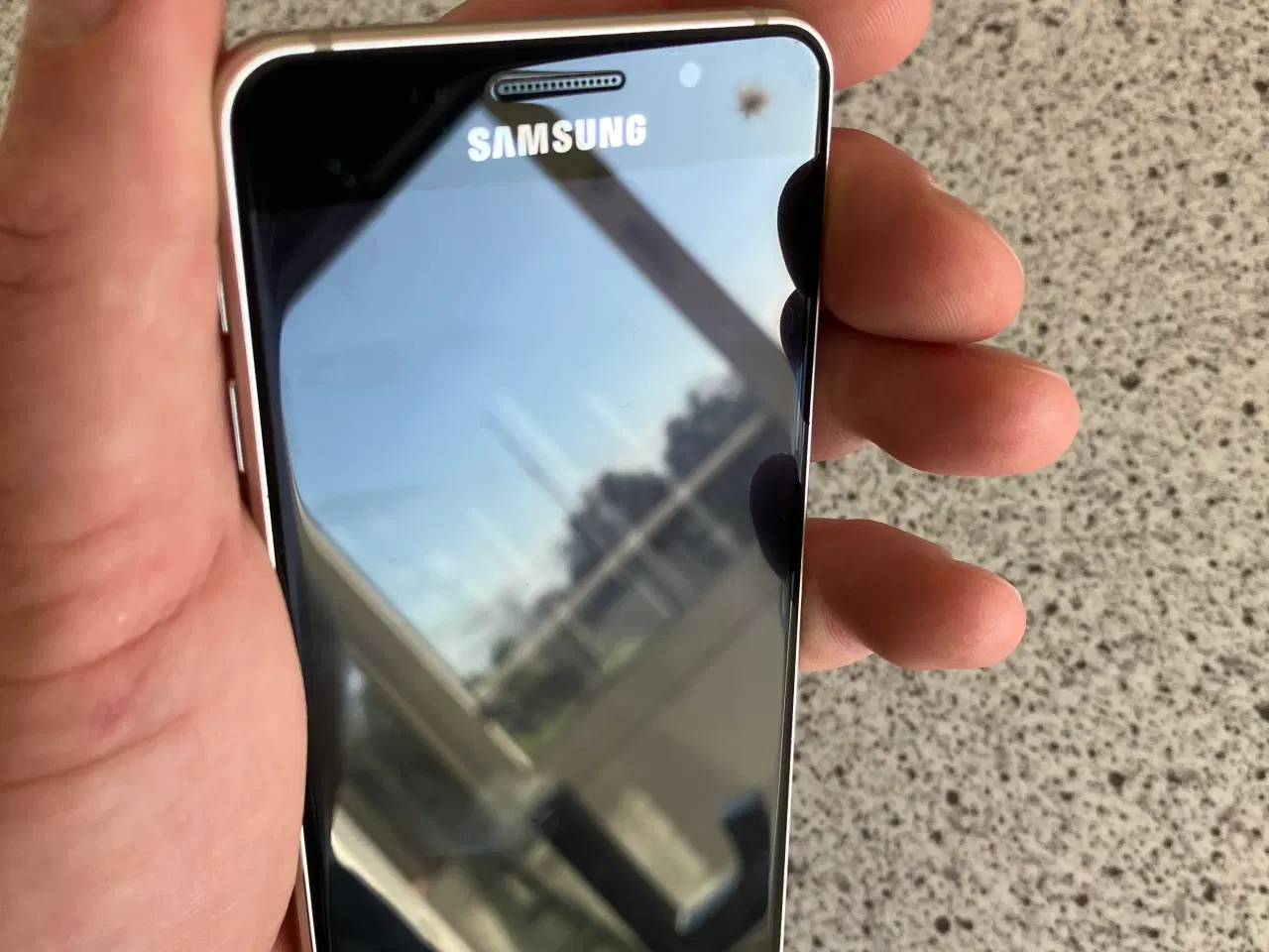 Billede 2 - Samsung A3 mobiltelefon