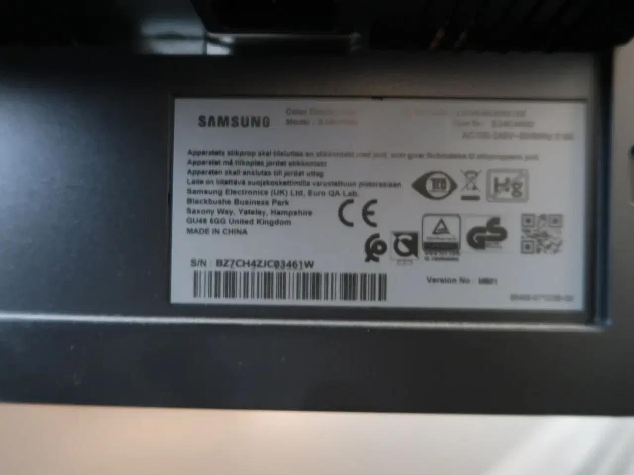 Billede 2 - 2 stk. computerskærme SAMSUNG S24E450, tastatur, mus