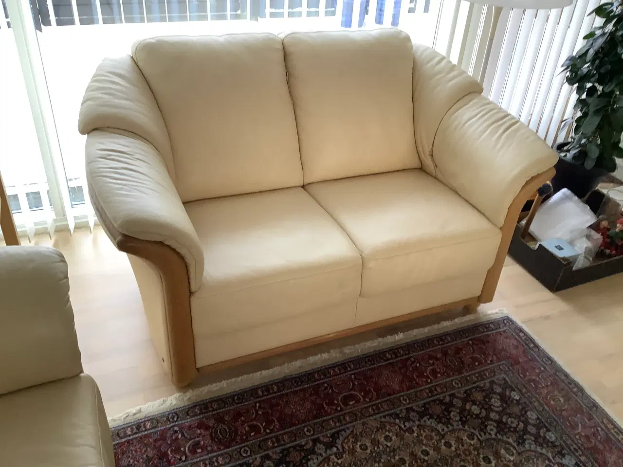 Billede 1 - Sofagruppe i lys læder 