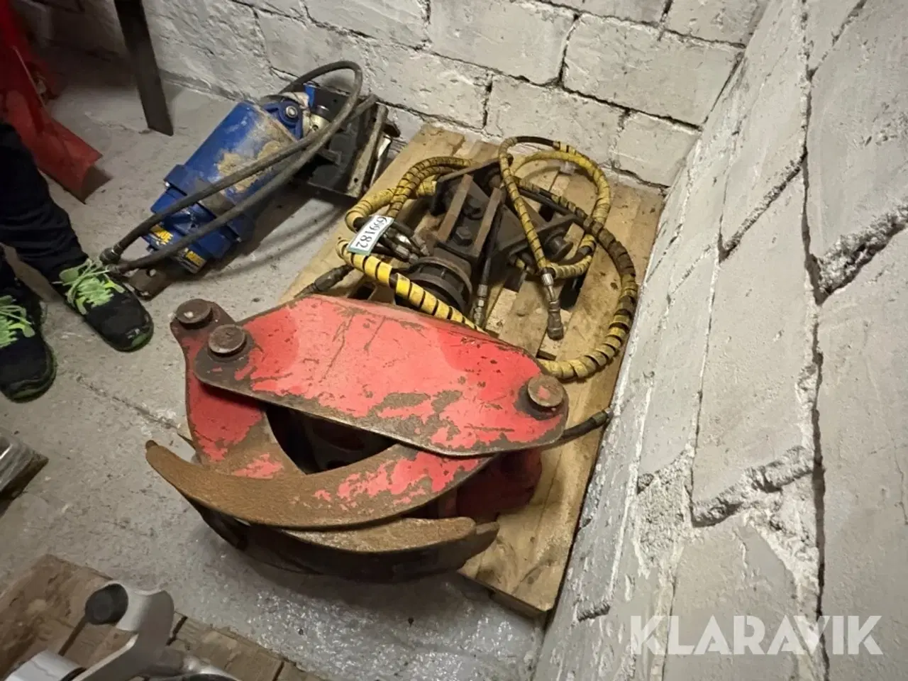 Billede 1 - Skovgrab