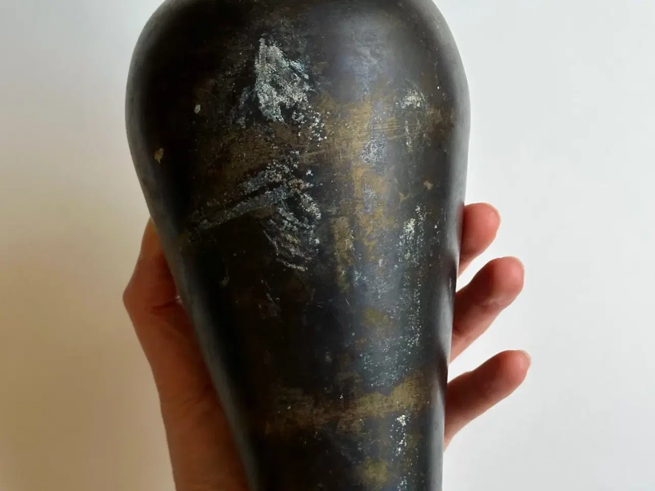 Billede 4 - Patineret metalvase