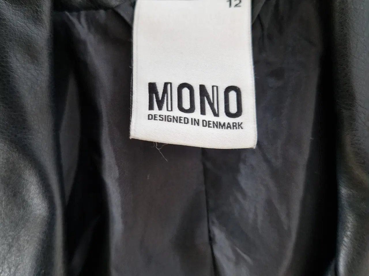 Billede 3 - Mono jakke str 12