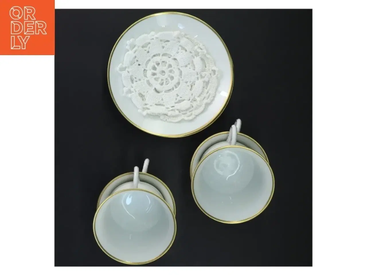 Billede 4 - Porcelænssæt med kopper og tallerkener fra B&G (str. 9x11&ø16 cm)