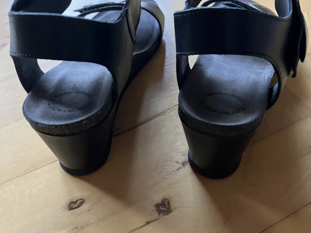 Billede 5 - Cashott Casava Button Sandaler.