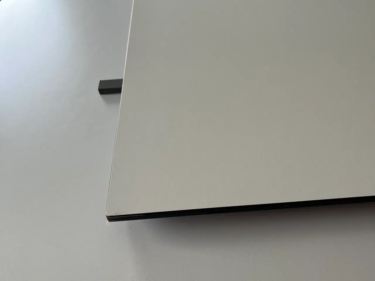 Billede 9 - Stort flot hvidt spisebord