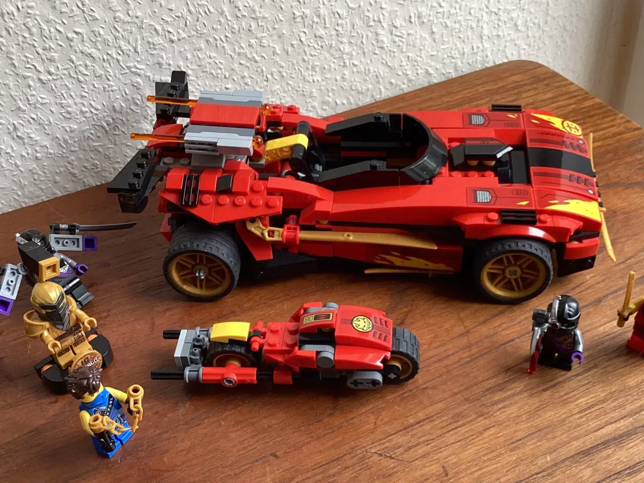 Billede 3 - Lego Ninja bil -køretøj m. skydende bil/motorcykel
