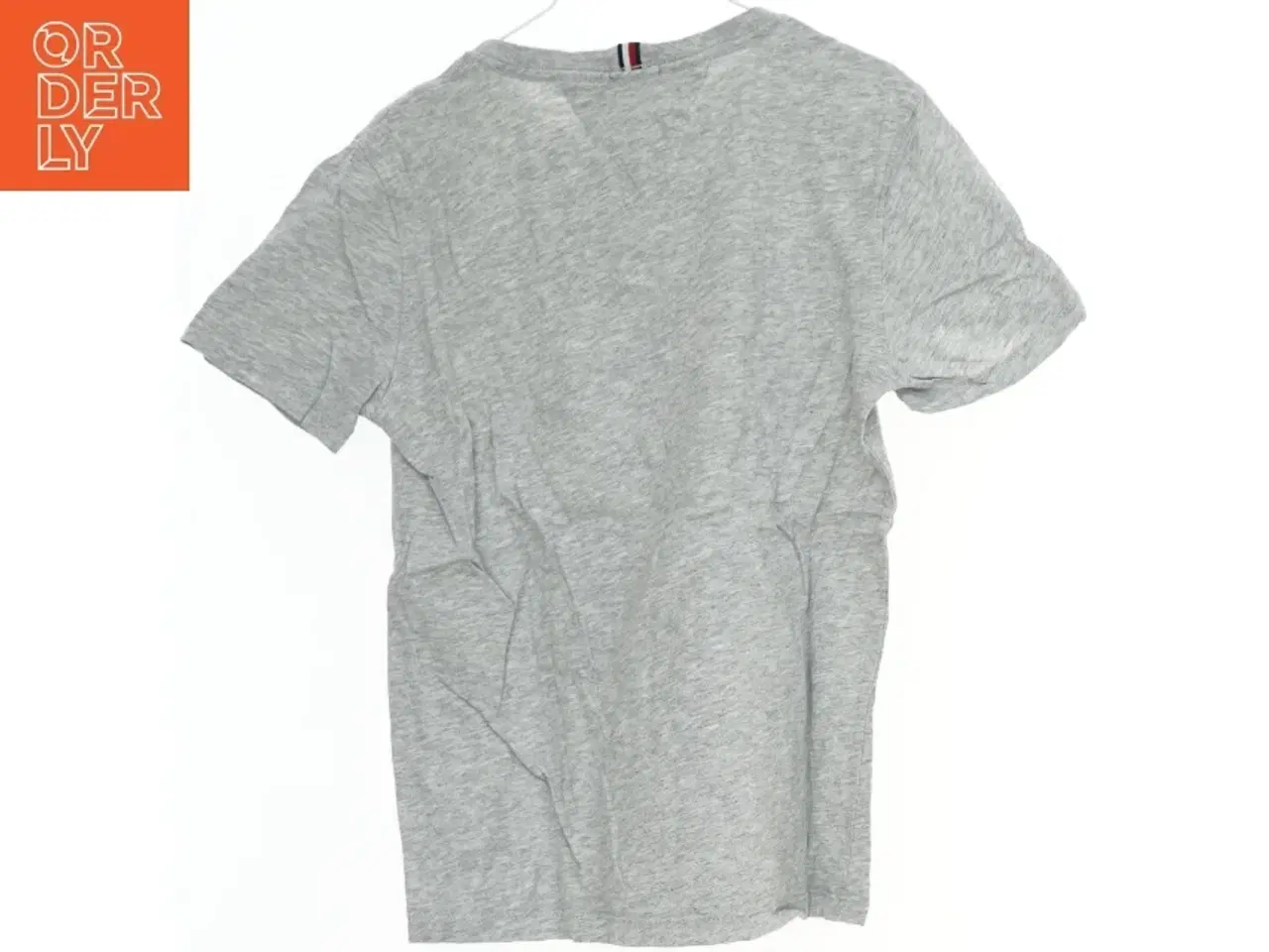 Billede 2 - Tommy Hilfiger T-shirt fra Tommy Hilfiger (str. 152)