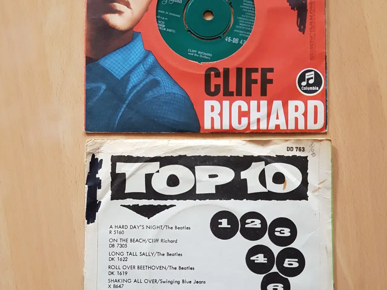 Billede 2 - Vinyl, Cliff Richard, 2 Singler