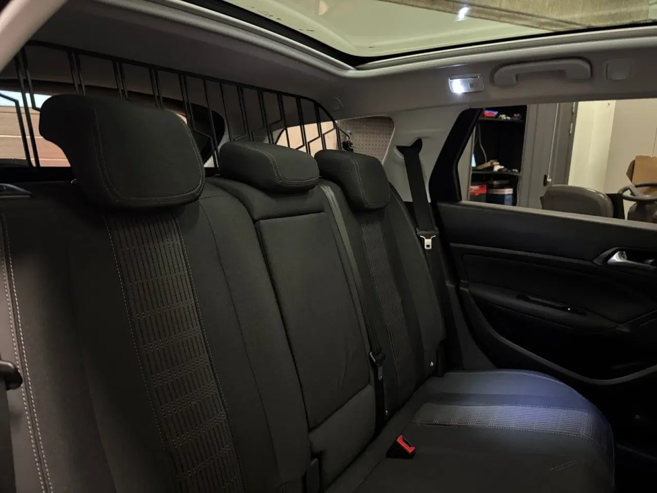 Billede 16 - Peugeot 308 1,6 BlueHDi 120 Allure Sky SW