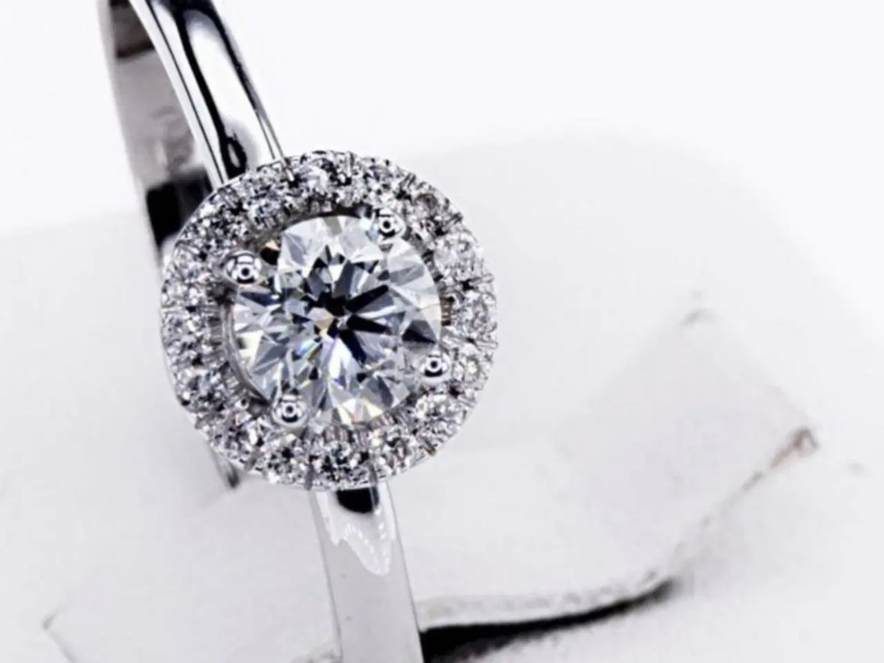 Billede 3 - Naturlig Diamantring 0.62ct