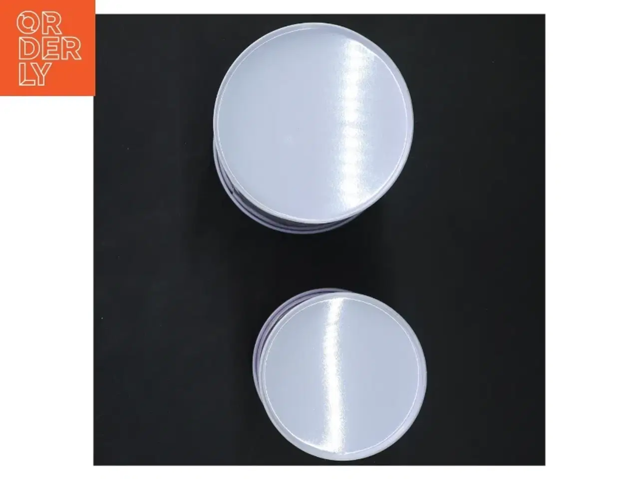 Billede 2 - Æske med blomstermotiv, 2 stk. (str. Ø 9x12,5&ø8x11 cm)