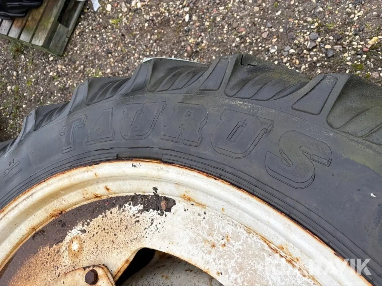 Billede 2 - Landbrugsdæk Tarus 300/95R46 RC95 - 2 styk