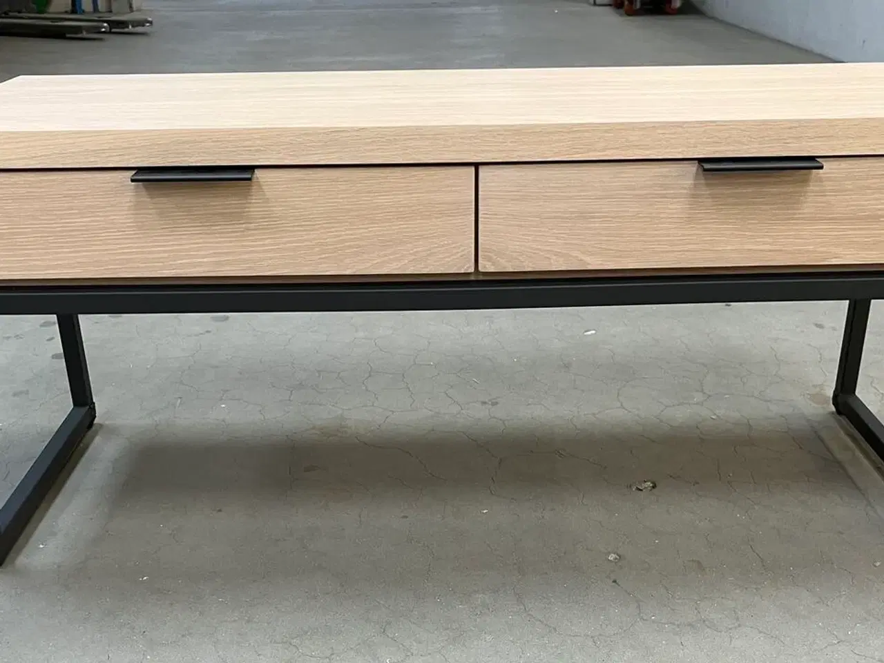 Billede 1 - TV bænk Hvidolieret egefiner. 100x35 cm