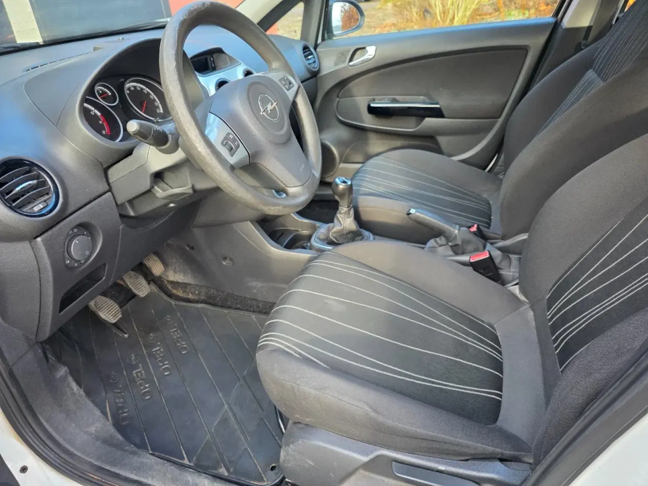 Billede 6 - Opel Corsa 1,0 12V Enjoy