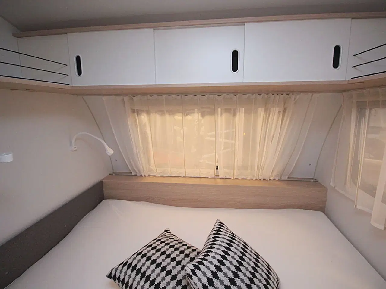 Billede 8 - Campingvogn Adria 400 PS