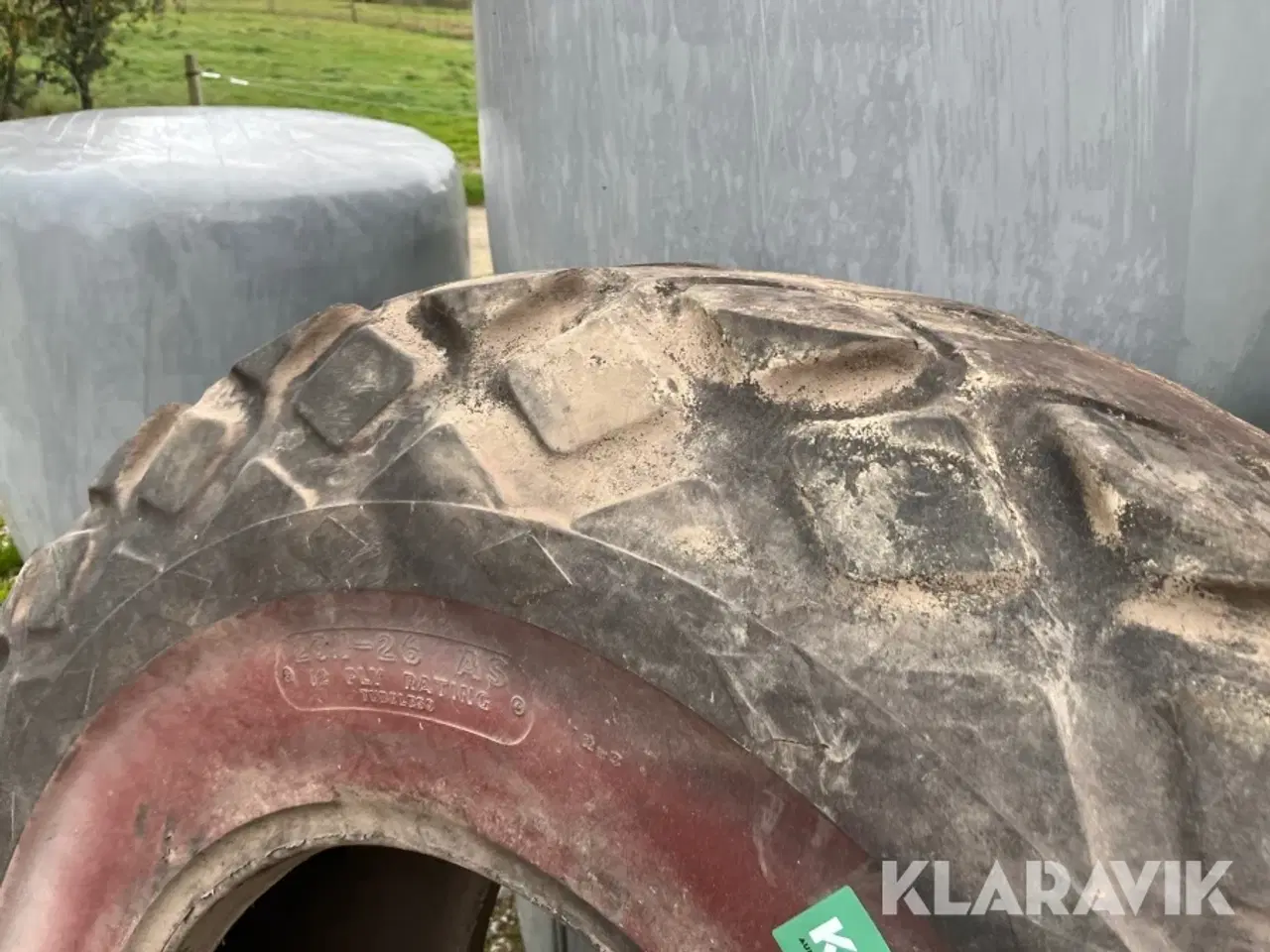 Billede 6 - Dæk Goodyear All weather til gødningspreder